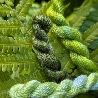 "Mythical Fern Flower Bundle" Crossstitch Vienna  - BGS Cupro Stickgarn - Image 4