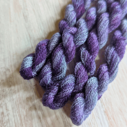 "Blue Violet" - Bitches get Stitches Cupro Stickgarn